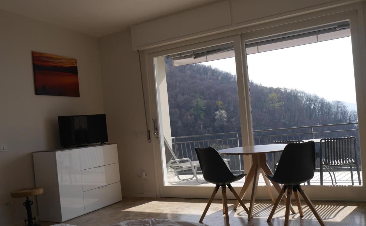 Casa Colmegna Mit Traumhaften See- Und Bergblick 勒威诺 外观 照片